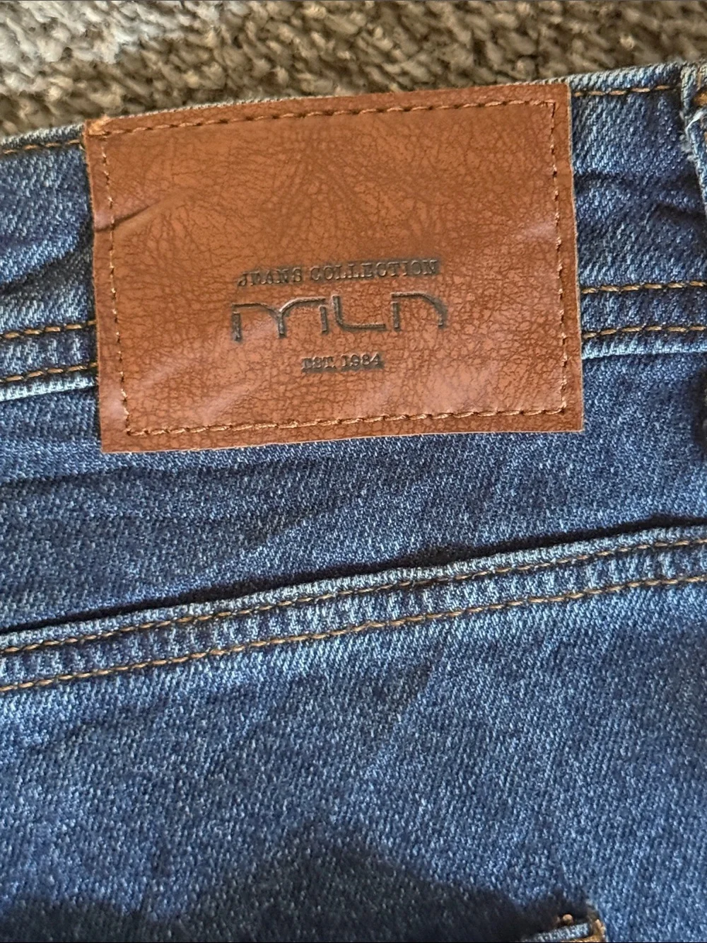 Milano MLN Men's Straight Jeans in Dark Blue Denim. Size 40